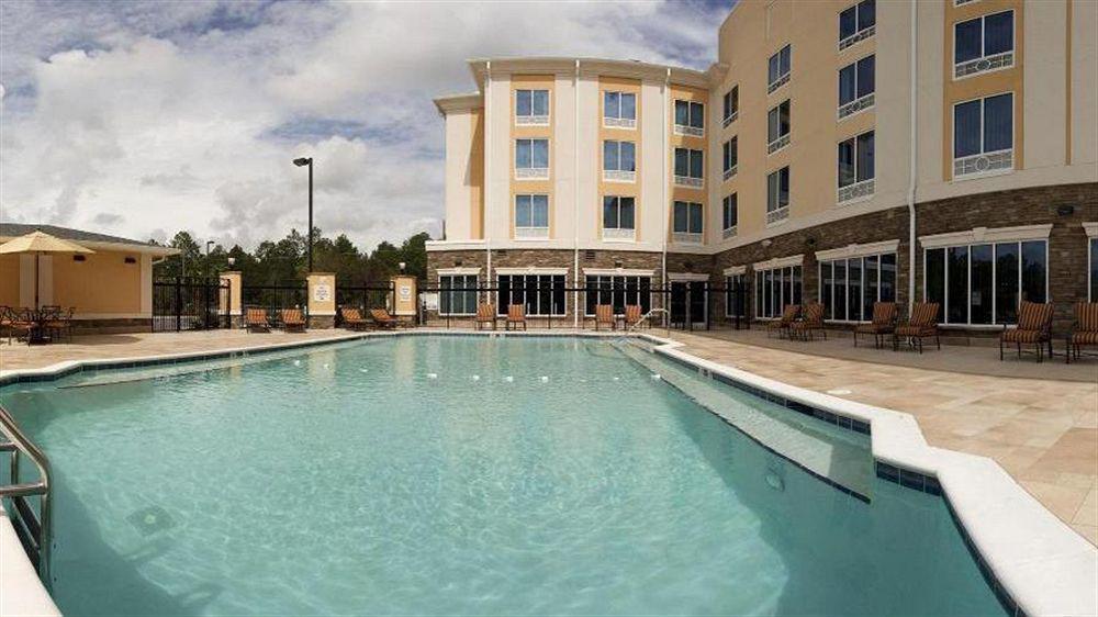 Holiday Express Hotel&suites Mobile Saral& Hotel 2*